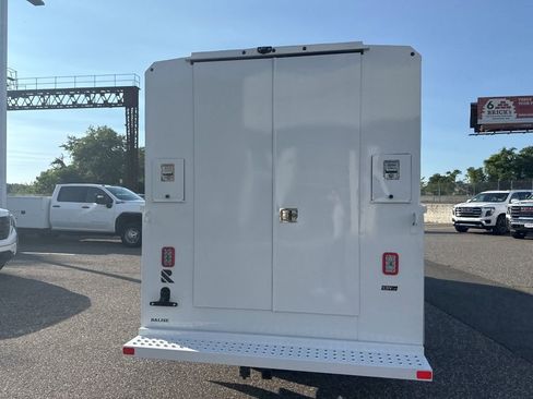 New 2025 GMC Savana 3500 w/ Power Convenience Package image 4