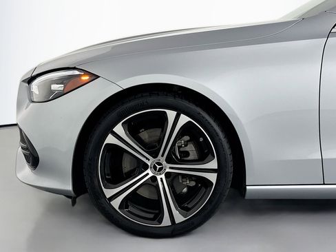 Used 2022 Mercedes-Benz C 300 Sedan image 10