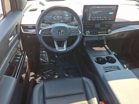 Used 2025 Honda Prologue Elite image 13