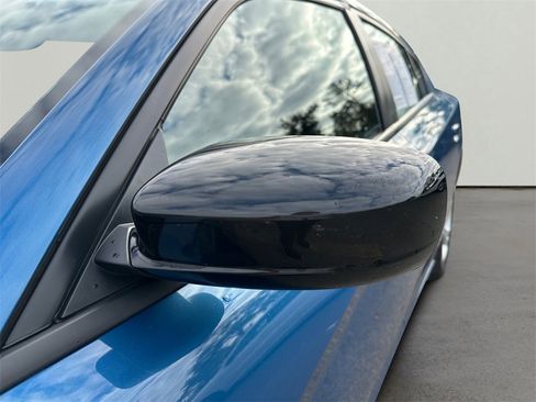 Used 2023 Dodge Charger SXT image 11