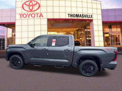 New 2026 Toyota Tundra Limited AWD/4WD image 8