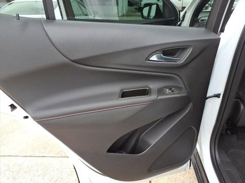 Used 2024 Chevrolet Equinox RS w/ RS Leather Package image 20