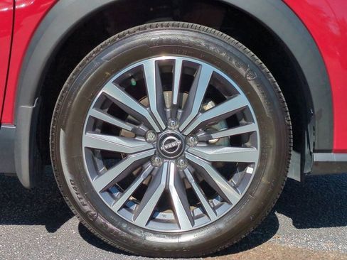 Used 2023 Nissan Kicks SV image 11