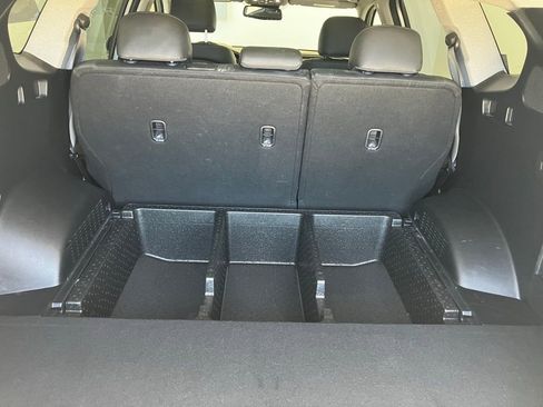 Used 2019 Hyundai Santa Fe Limited FWD image 8