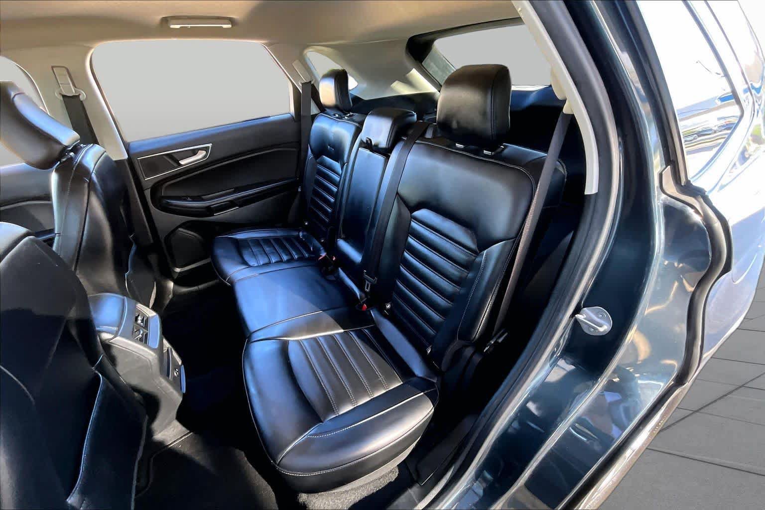 Used 2022 Ford Edge SEL AWD/4WD image 21