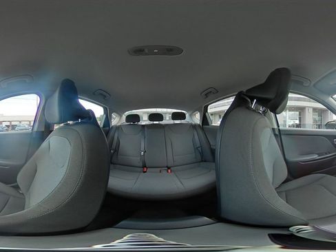 Used 2025 Kia K4 FWD image 42