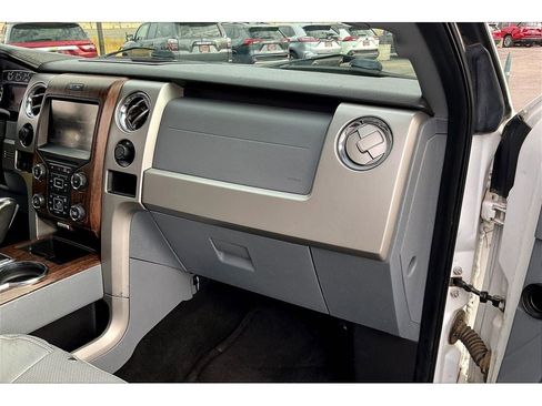 Used 2013 Ford F150 Lariat w/ Mid Equipment Group image 18