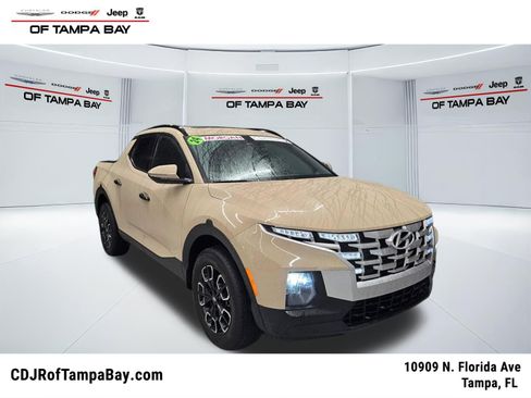 Used 2024 Hyundai Santa Cruz SEL w/ Activity Package FWD image 1