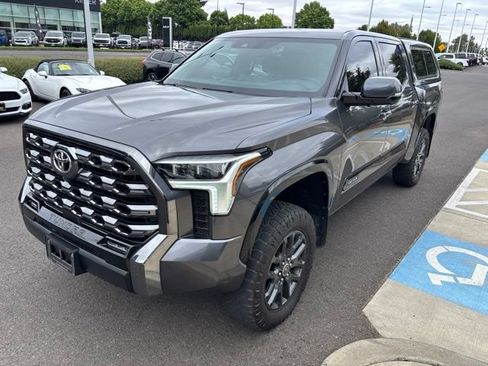 Used 2023 Toyota Tundra Platinum AWD/4WD image 5