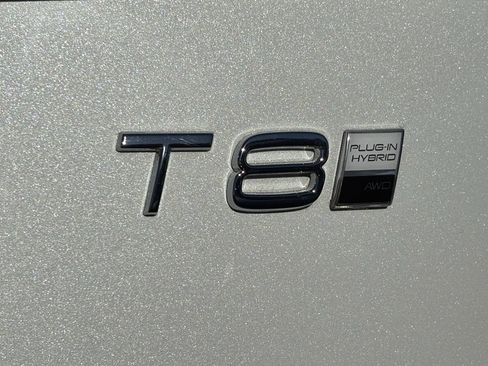 Used 2025 Volvo XC90 T8 Ultra image 8