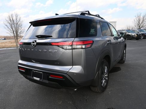 New 2026 Nissan Pathfinder SV image 6