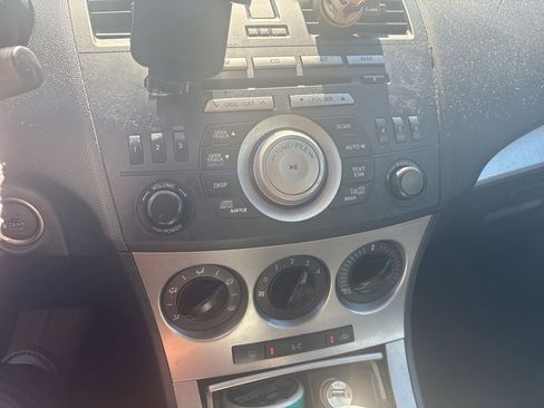 Used 2010 MAZDA MAZDA3 s Sport image 5