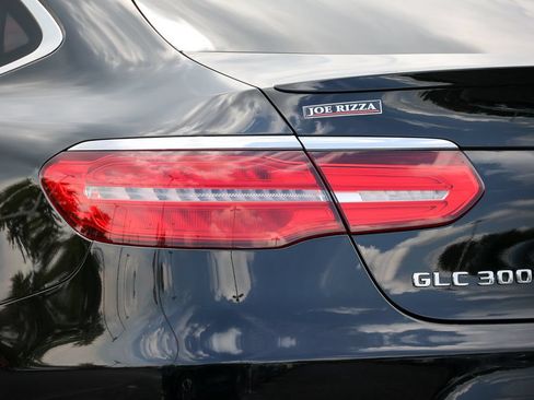Used 2019 Mercedes-Benz GLC 300 4MATIC Coupe image 32