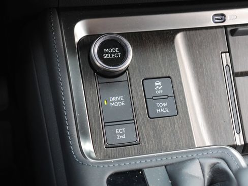 Used 2025 Lexus GX 550 550 Luxury image 25