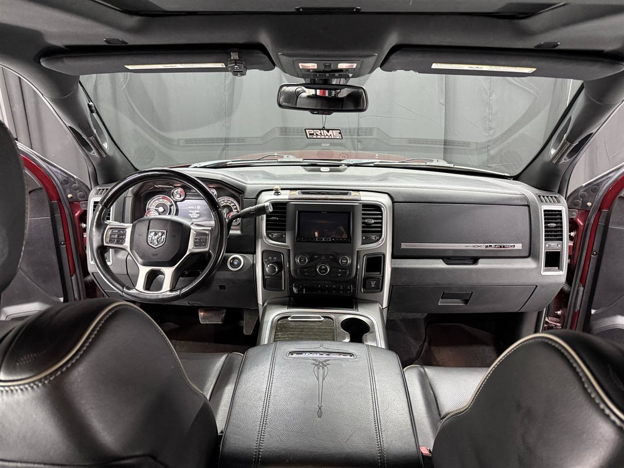 Used 2018 RAM 3500 Laramie Longhorn AWD/4WD image 34