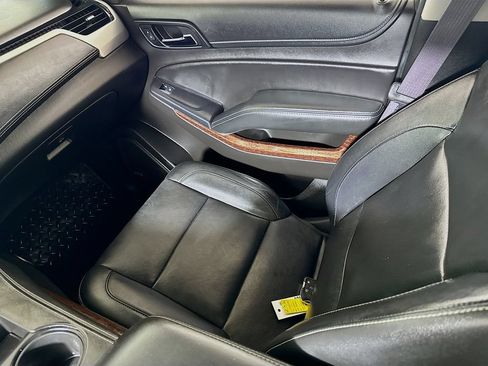 Used 2017 GMC Yukon SLT RWD image 22