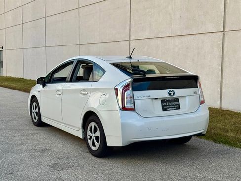 Used 2012 Toyota Prius Four FWD image 8