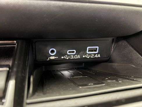 Used 2023 Subaru Outback Touring AWD/4WD image 28
