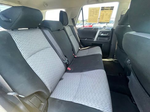 Used 2024 Toyota 4Runner SR5 AWD/4WD image 29