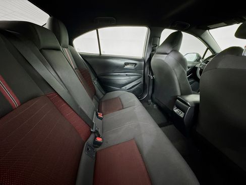 Used 2025 Toyota Corolla SE FWD image 25