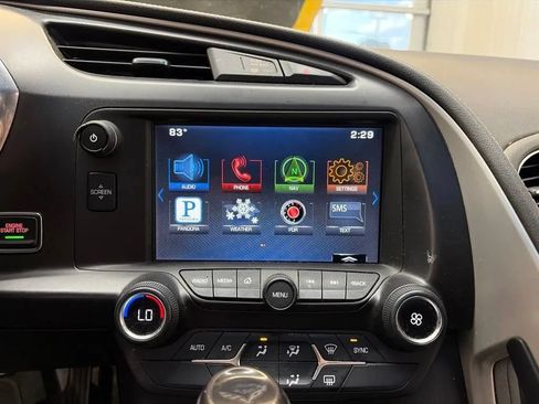 Used 2015 Chevrolet Corvette Stingray Coupe RWD image 26