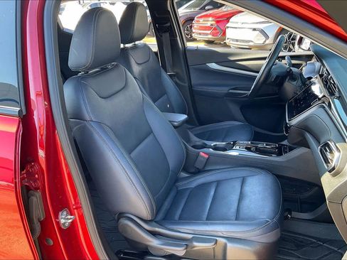 Certified 2023 Chevrolet Bolt EUV LT w/ Convenience Package image 10