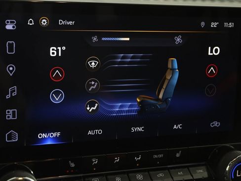 Used 2024 Chevrolet Colorado Z71 w/ Z71 Convenience Package 2 image 35