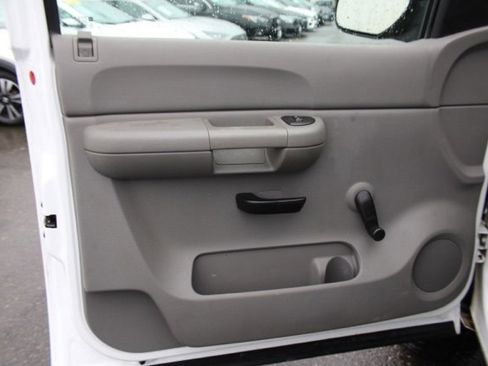 Used 2008 Chevrolet Silverado 3500 W/T image 12