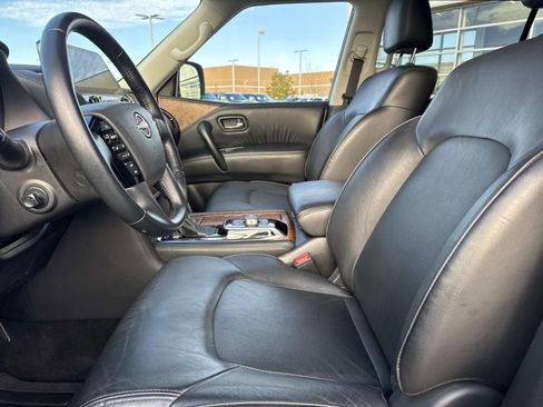 Used 2024 Nissan Armada SL image 17