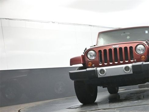 Used 2008 Jeep Wrangler Sahara w/ Dual Top Group image 18