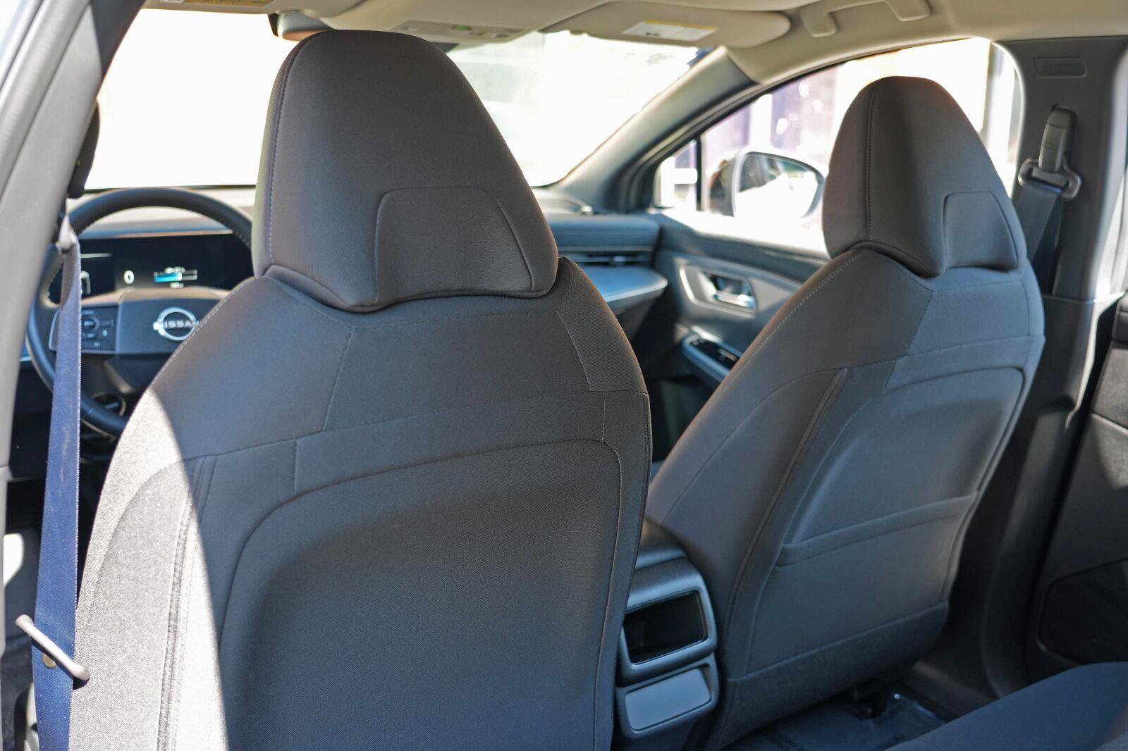 Used 2026 Nissan Leaf w/ Floor Mat Package (S+) FWD image 33