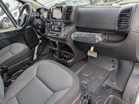 Used 2024 RAM ProMaster 2500 FWD image 35