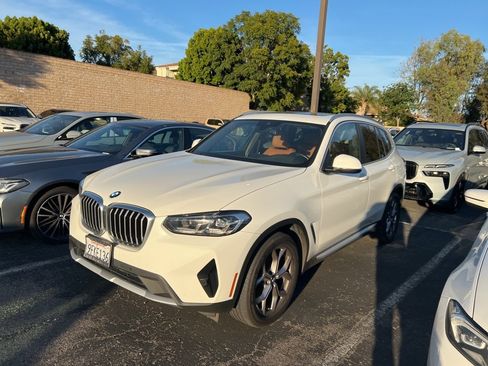 Used 2023 BMW X3 sDrive30i w/ Convenience Package image 3