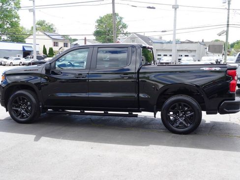 Used 2023 Chevrolet Silverado 1500 Custom AWD/4WD image 2