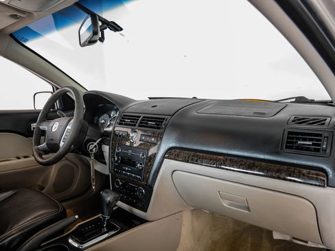 Used 2008 Mercury Milan Premier FWD image 12