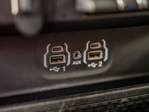 Used 2022 RAM 1500 Rebel AWD/4WD image 29