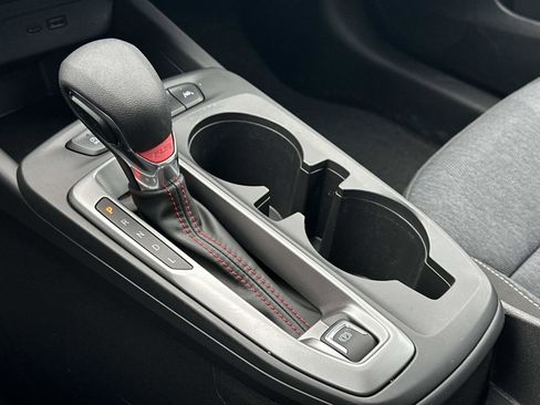 Certified 2024 Chevrolet Trax RS w/ Sunroof Package image 29