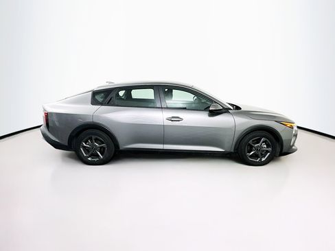 Used 2025 Kia K4 LXS image 10