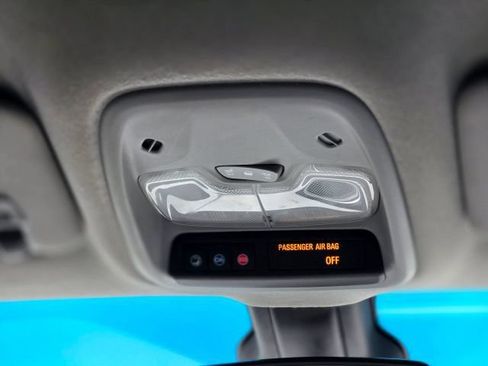 Used 2021 Chevrolet Bolt LT FWD image 32