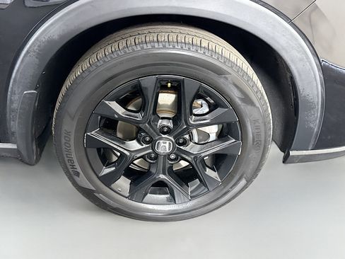 Used 2023 Honda HR-V Sport image 32