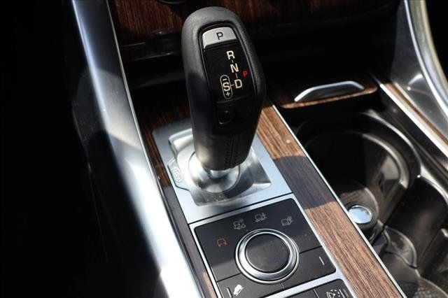Used 2014 Land Rover Range Rover Sport HSE AWD/4WD image 20
