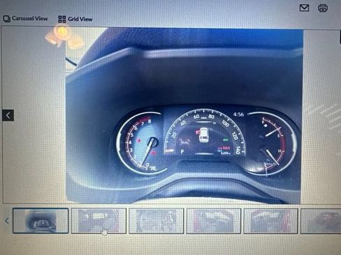 Used 2025 Toyota RAV4 XLE w/ Convenience Package FWD image 5
