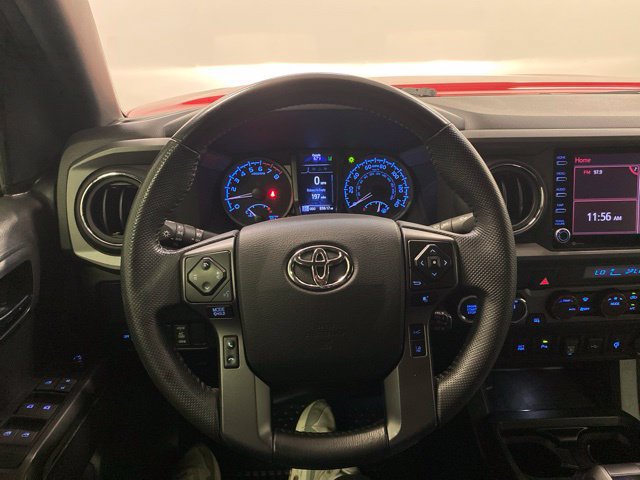 Used 2022 Toyota Tacoma TRD Off-Road w/ Technology Package AWD/4WD image 15