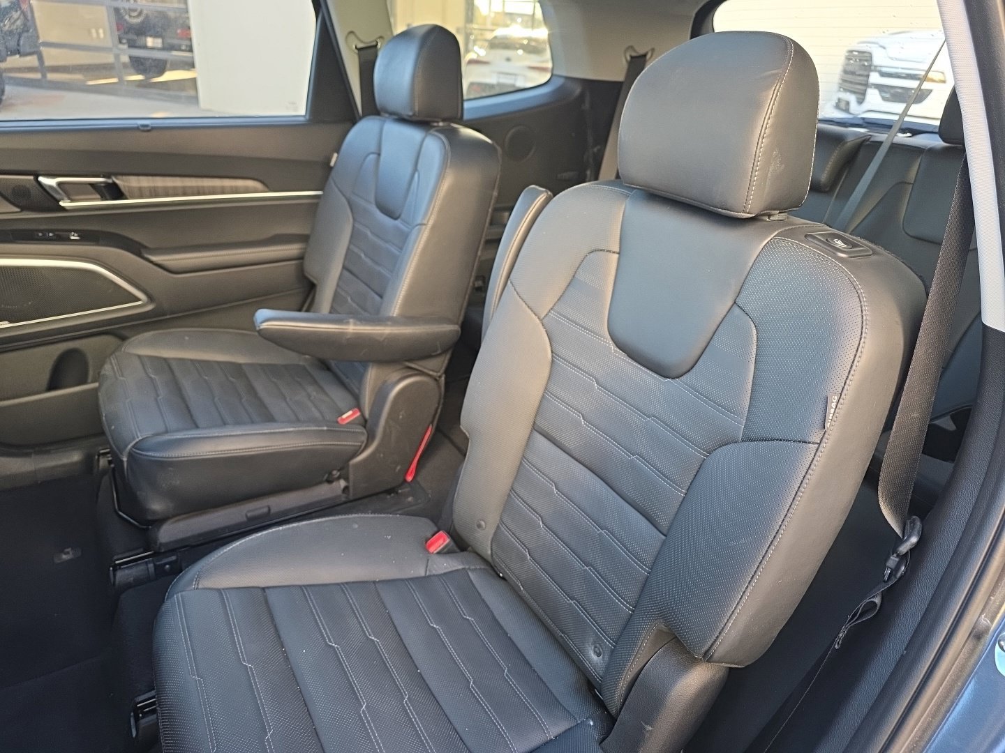 Used 2024 Kia Telluride SX Prestige AWD/4WD image 25