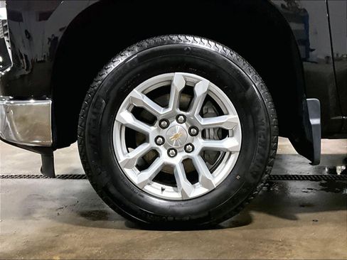 Certified 2023 Chevrolet Silverado 1500 LT image 7