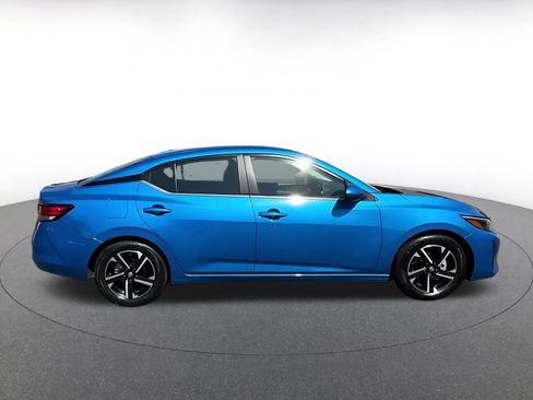 Used 2025 Nissan Sentra SV FWD image 13
