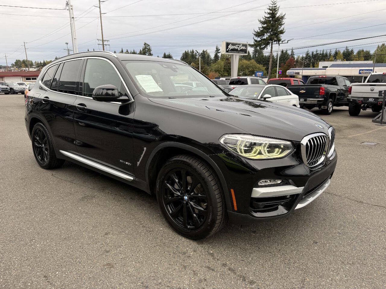 Used 2018 BMW X3 xDrive30i w/ Executive Package AWD/4WD image 6