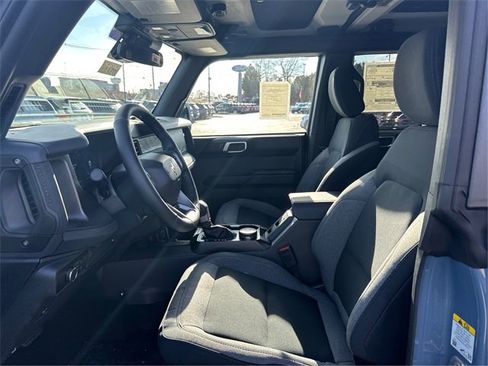 New 2025 Ford Bronco Big Bend image 9