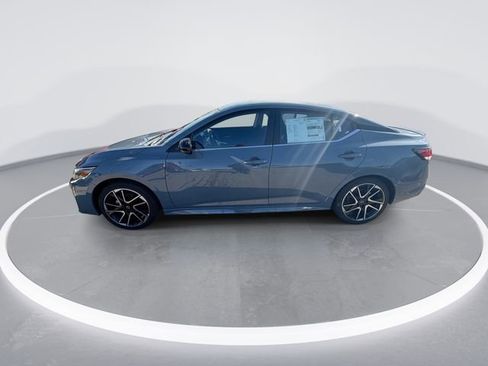 New 2025 Nissan Sentra SR image 5
