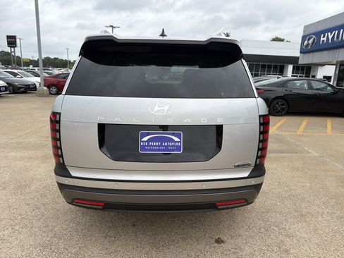 Used 2026 Hyundai Palisade SEL FWD image 30